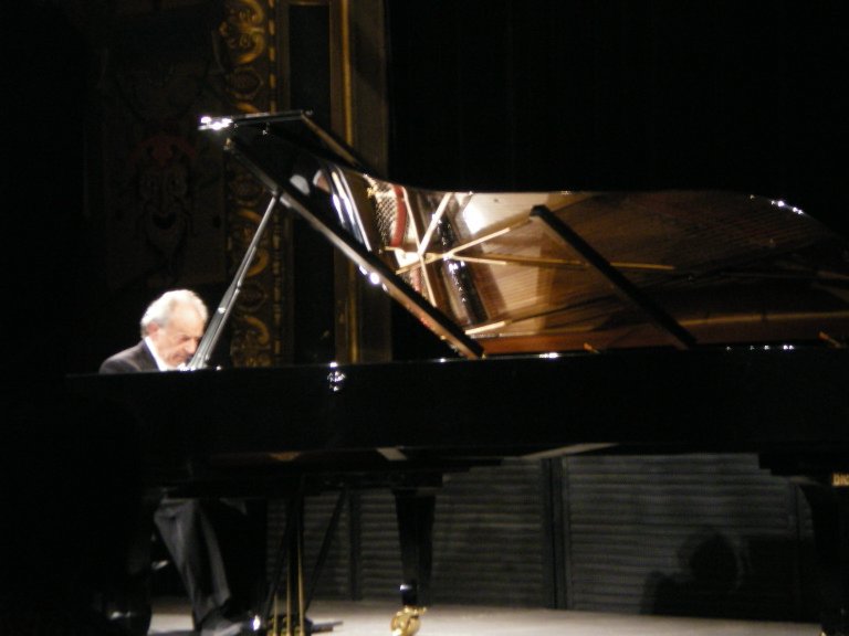 Paul Badura-Skoda performing a tribute recital